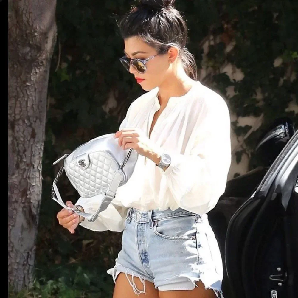 Light wash Levi jean shorts
